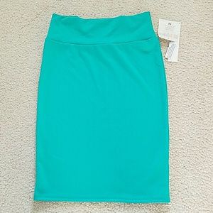 NWT size medium lularoe cassie skirt
